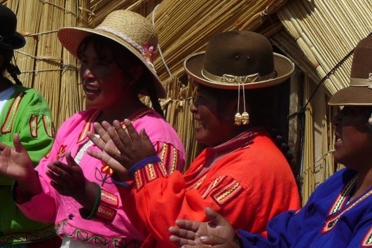 Femmes Uros - Titicaca - Pasion Andina